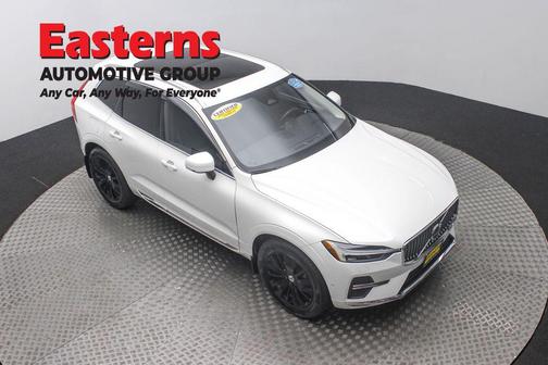 2023 Volvo XC60 B5 Plus Bright Theme