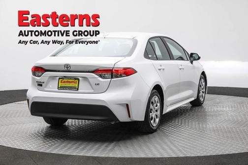 Ice Cap 2024 Toyota Corolla LE