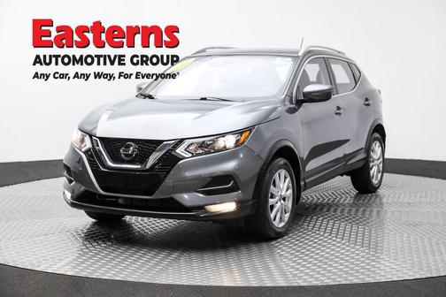 2022 Nissan Rogue Sport SV