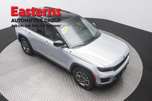 Silver Zynith 2022 Jeep Grand Cherokee 4xe Trailhawk