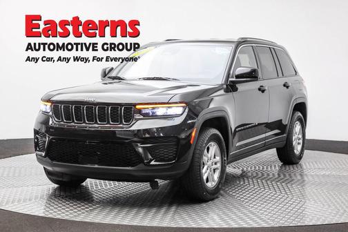 2023 Jeep Grand Cherokee Laredo