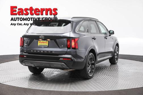 2021 Kia Sorento S