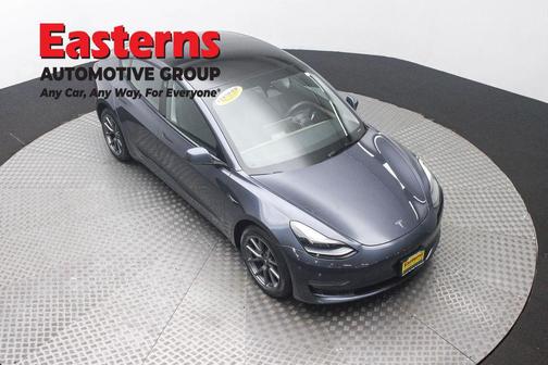 Gray 2023 Tesla Model 3 Standard Range