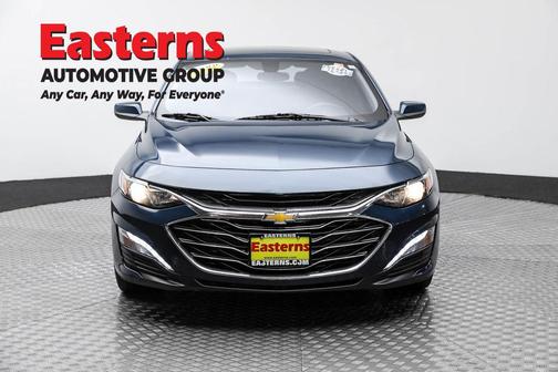 2022 Chevrolet Malibu FWD LT