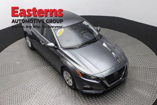 2022 Nissan Altima S FWD