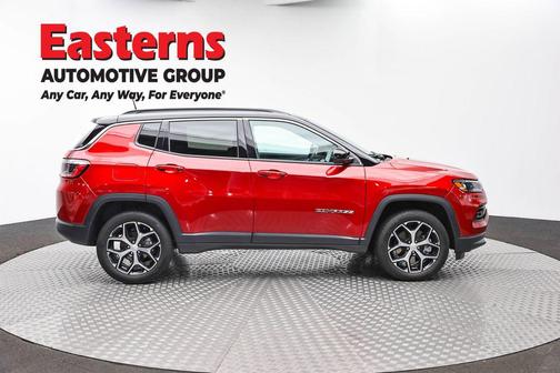 Red Hot Pearlcoat 2024 Jeep Compass Limited
