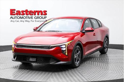 2025 Kia K4 LXS