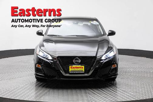 2022 Nissan Altima SR VC-Turbo FWD