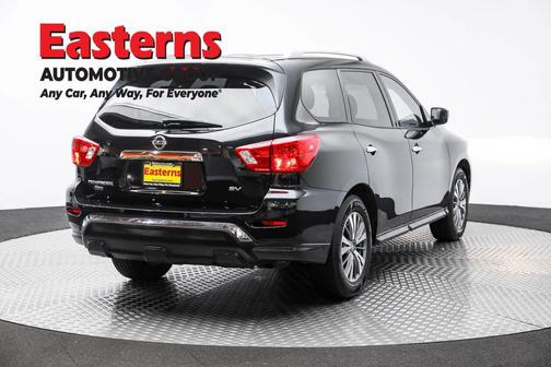 2019 Nissan Pathfinder SV