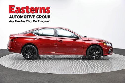Scarlet Ember Tintcoat 2022 Nissan Altima SR Intelligent AWD