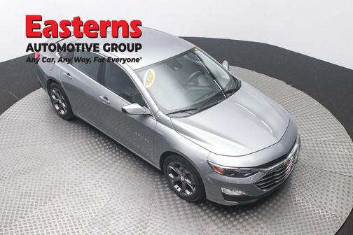Sterling Gray Metallic 2023 Chevrolet Malibu FWD 1LT