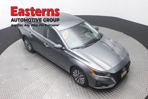 Gun Metallic 2025 Nissan Altima 2.5 SV