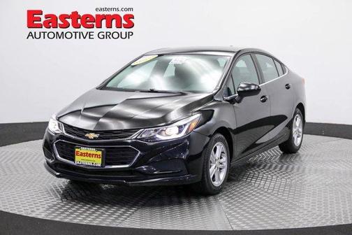 Photo 1 of 67 of 2017 Chevrolet Cruze LT