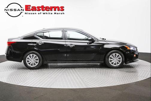 Super Black 2020 Nissan Altima S FWD