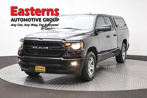 Diamond Black Crystal Pearlcoat 2023 RAM 1500 Tradesman