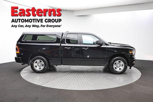 Diamond Black Crystal Pearlcoat 2023 RAM 1500 Tradesman