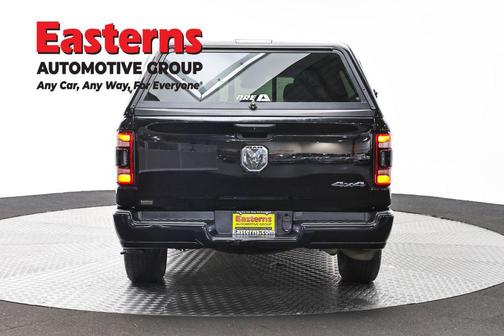Diamond Black Crystal Pearlcoat 2023 RAM 1500 Tradesman