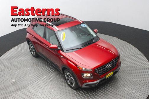 2024 Hyundai VENUE SEL