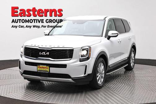 Glacial White Pearl 2022 Kia Telluride LX