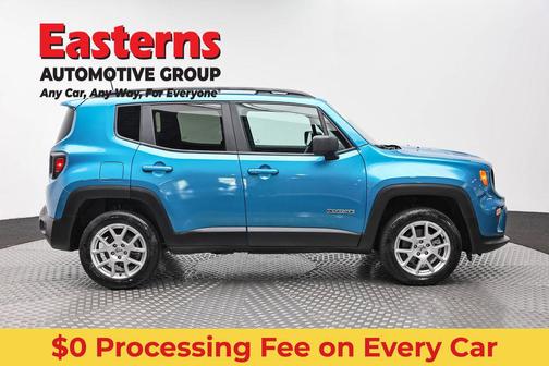 Bikini Metallic Clearcoat 2022 Jeep Renegade Latitude