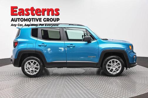 Bikini Metallic Clearcoat 2022 Jeep Renegade Latitude