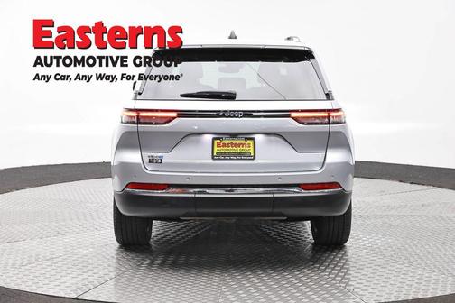 Silver Zynith 2023 Jeep Grand Cherokee 4xe Base