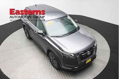 2024 Nissan Pathfinder S 4WD