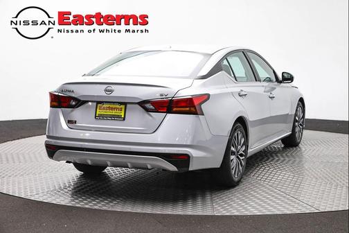 Brilliant Silver Metallic 2023 Nissan Altima 2.5 SV
