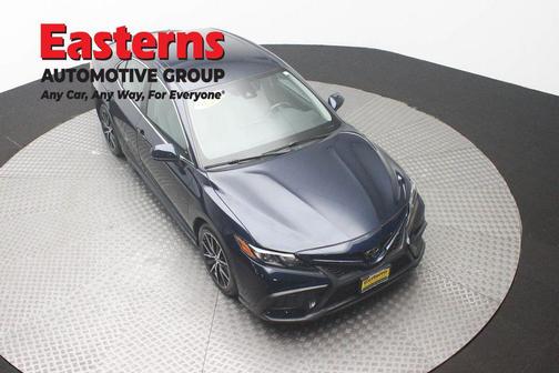 Galactic Aqua Mica 2021 Toyota Camry SE