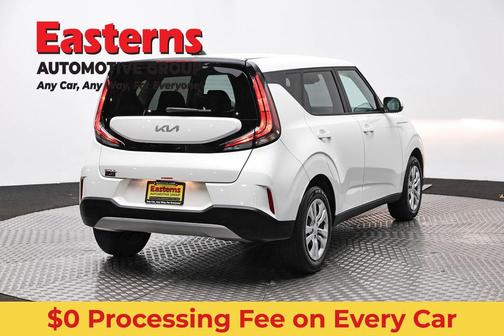 Snow White Pearl 2025 Kia Soul LX