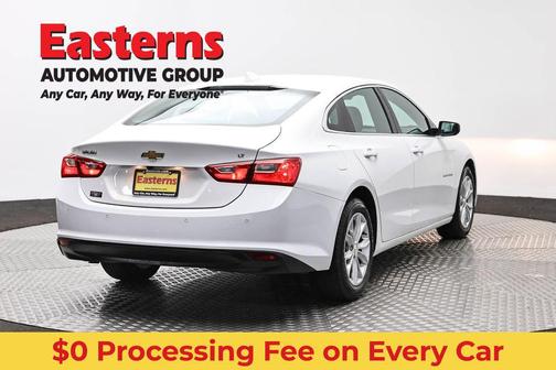 Summit White 2024 Chevrolet Malibu FWD 1LT
