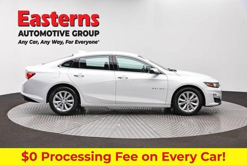 Summit White 2024 Chevrolet Malibu FWD 1LT