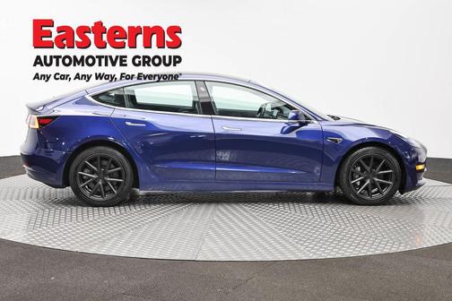 Deep Blue Metallic 2018 Tesla Model 3 Long Range