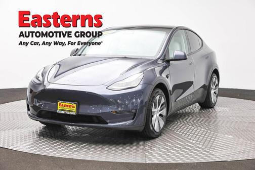 Gray 2022 Tesla Model Y Long Range Dual Motor All-Wheel Drive