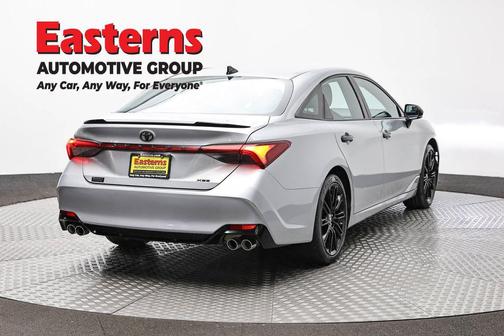 Celestial Silver Metallic 2021 Toyota Avalon XSE