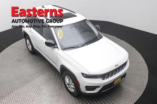 2023 Jeep Grand Cherokee Laredo