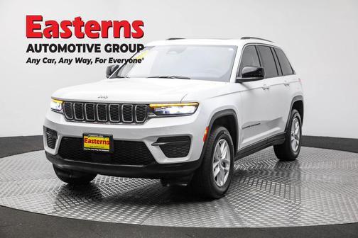 2023 Jeep Grand Cherokee Laredo