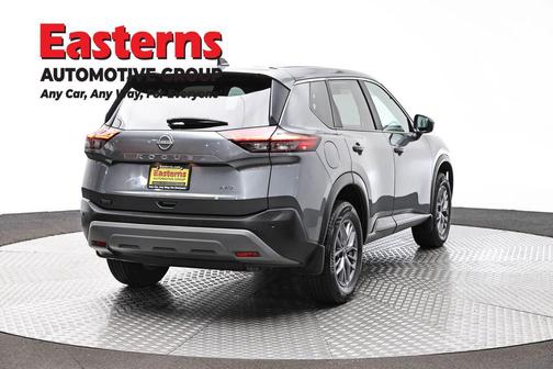 Gun Metallic 2023 Nissan Rogue S
