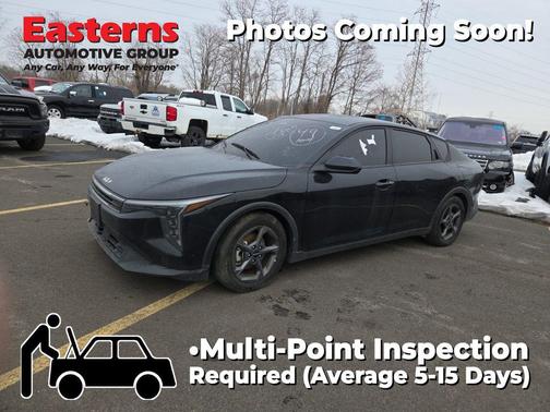 Aurora Black Pearl 2025 Kia K4 LXS