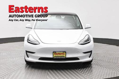 Pearl White Multi-Coat 2018 Tesla Model 3 Long Range
