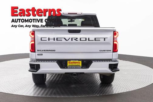 Summit White 2021 Chevrolet Silverado 1500 Custom