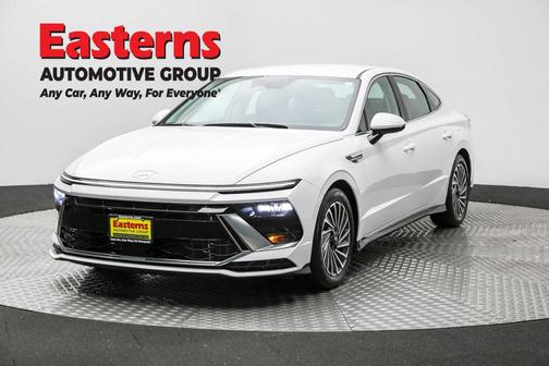 2024 Hyundai SONATA Hybrid SE