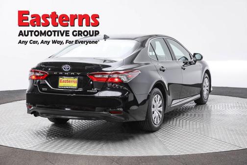 2024 Toyota Camry Hybrid LE