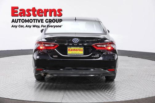 2024 Toyota Camry Hybrid LE