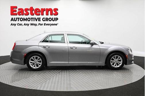 2016 Chrysler 300 S