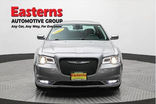 2016 Chrysler 300 S