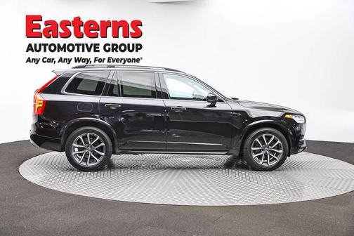 Onyx Black Metallic 2016 Volvo XC90 T6 Momentum