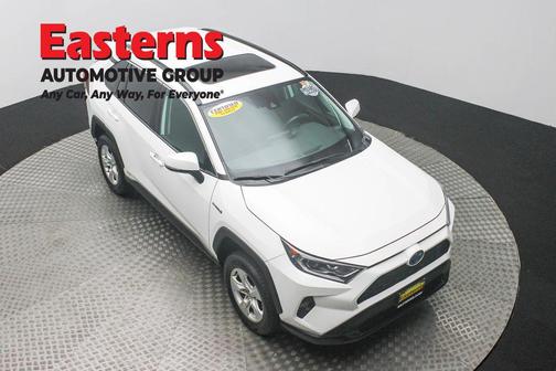 2021 Toyota RAV4 Hybrid XLE