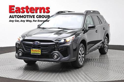 Crystal Black Silica 2023 Subaru Outback Premium