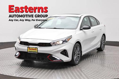 Snow White Pearl 2022 Kia Forte GT-Line